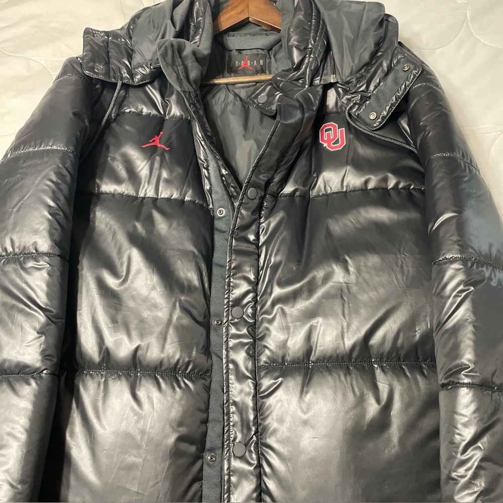 Air Jordan OU Sooners puffer jacket
